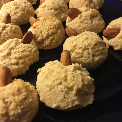 Maple-Almond cookies