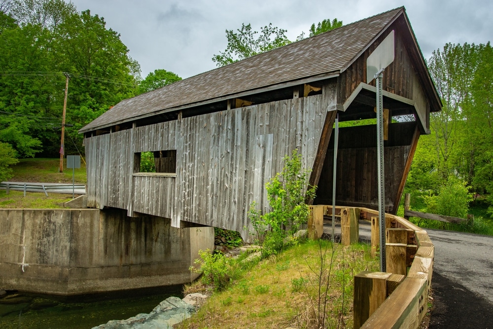 The ultimate road trip to see the most amazing Vermont Covered Bridges near our bed and breakfast in Warren near Waitsfield in the Mad River Valley